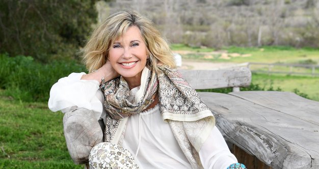 Olivia Newton John First Diagnosed With Cancer In 1992 Shares That She Has Asked It To Leave