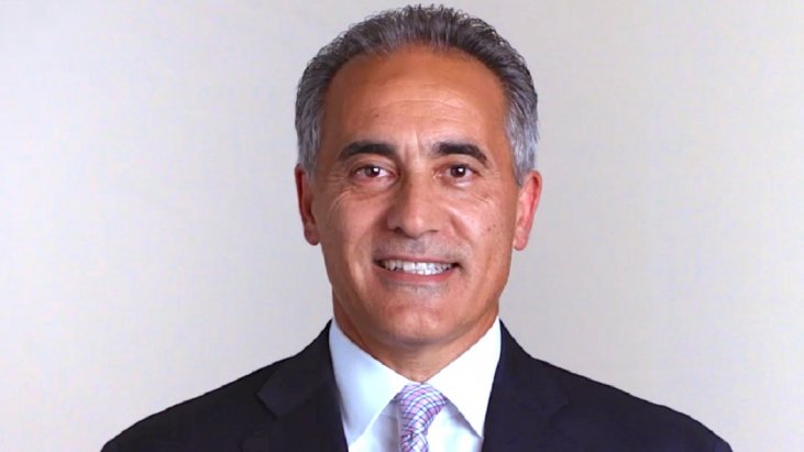 Dr. Luis Vaccarello