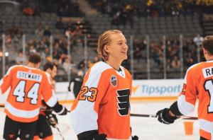 Flyers Forward Oskar Lindblom Gets Back on the Ice Amid Cancer Battle -  SurvivorNet