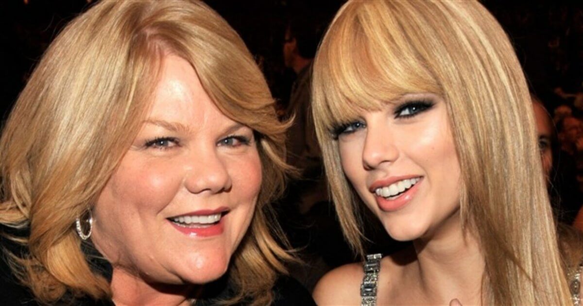 Taylor Swift, 30, Gets 6 Grammy Nominations as Her Mom Andrea Swift, 62