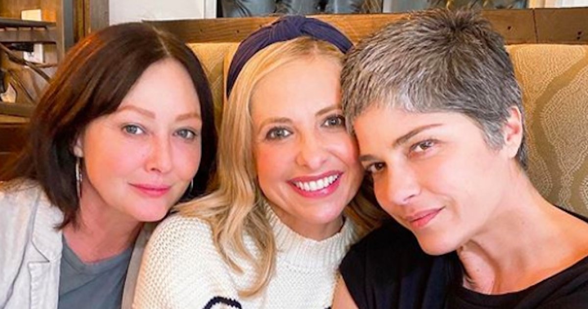 Sisterhood Of Support Shannon Doherty Selma Blair Sarah Michelle Gellar Together During Cancer Ms And Life Survivornet