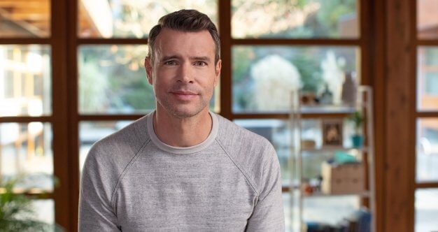 Scandal S Scott Foley Tells Suvivornet That He S Not Sure His Family Ever Fully Recovered From Losing His Mom To Ovarian Cancer He Was Just 15 Survivornet Scandal S Scott Foley Tells Suvivornet That He S Not Sure His Family Ever Fully Recovered From Losing His Mom To Ovarian Cancer He Was Just 15 Survivornet