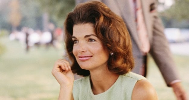 Remembering Stylish First Lady Jackie Kennedy, Who Passed Away 27 Years ...