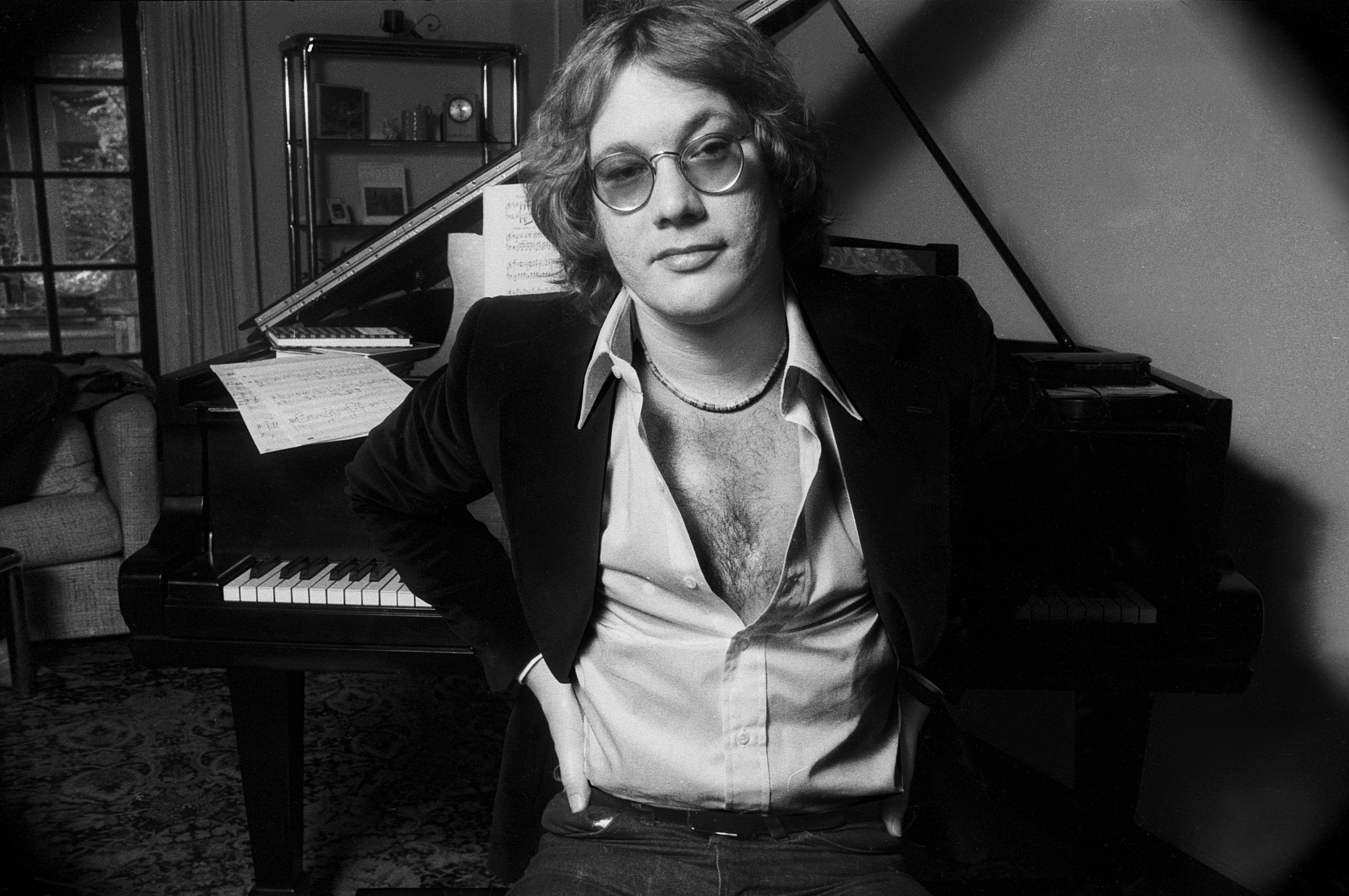 Remembering Singer-Songwriter Warren Zevon Who Died From