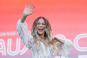 LeAnn Rimes posed nude to stop the stigma surrounding psoriasis 