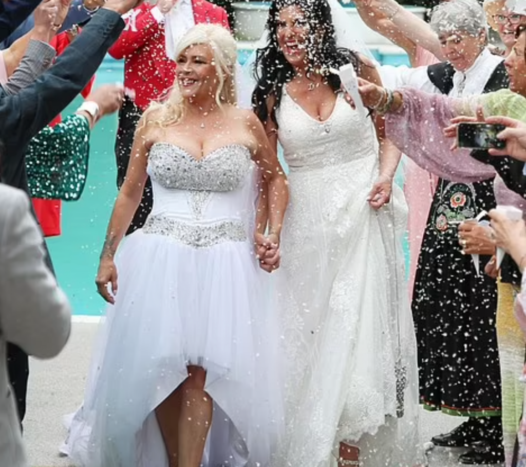 Samantha Fox Marries Her Love Linda Olsen After Throat Cancer Scare