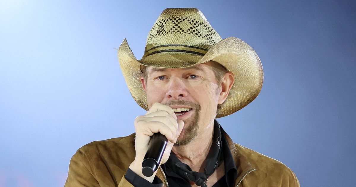 Country Icon Toby Keith Posts Rare Photo on Instagram to Support a