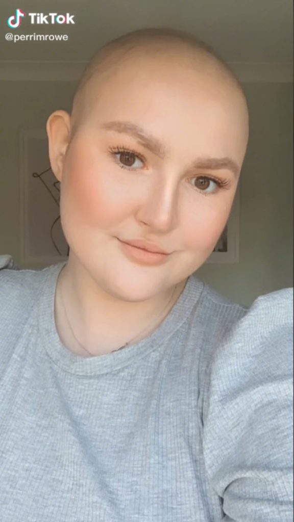 Perri Rowe survived a rare cancer (@perrimrowe/TikTok)