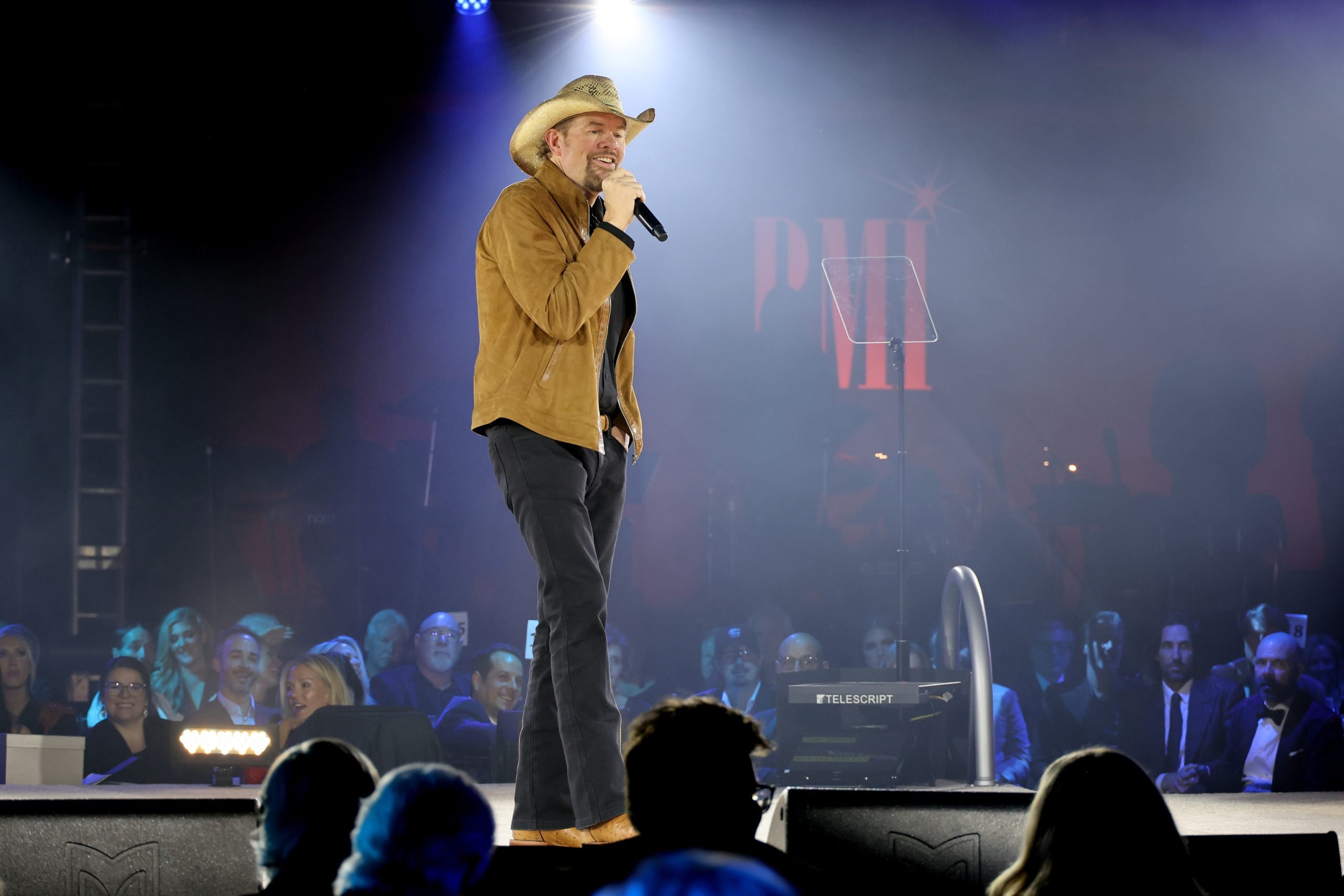 Toby Keith performs in Nashville amid stomach cancer battle