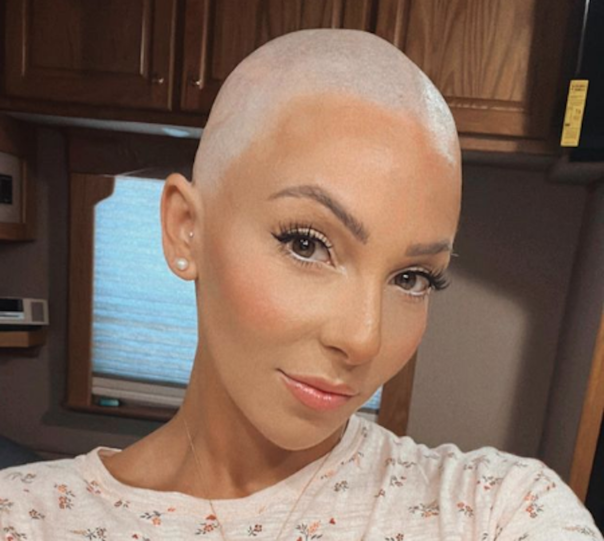 Lizzy Musis Fans Helping Her Be Lizzystrong Amid Cancer Battle 