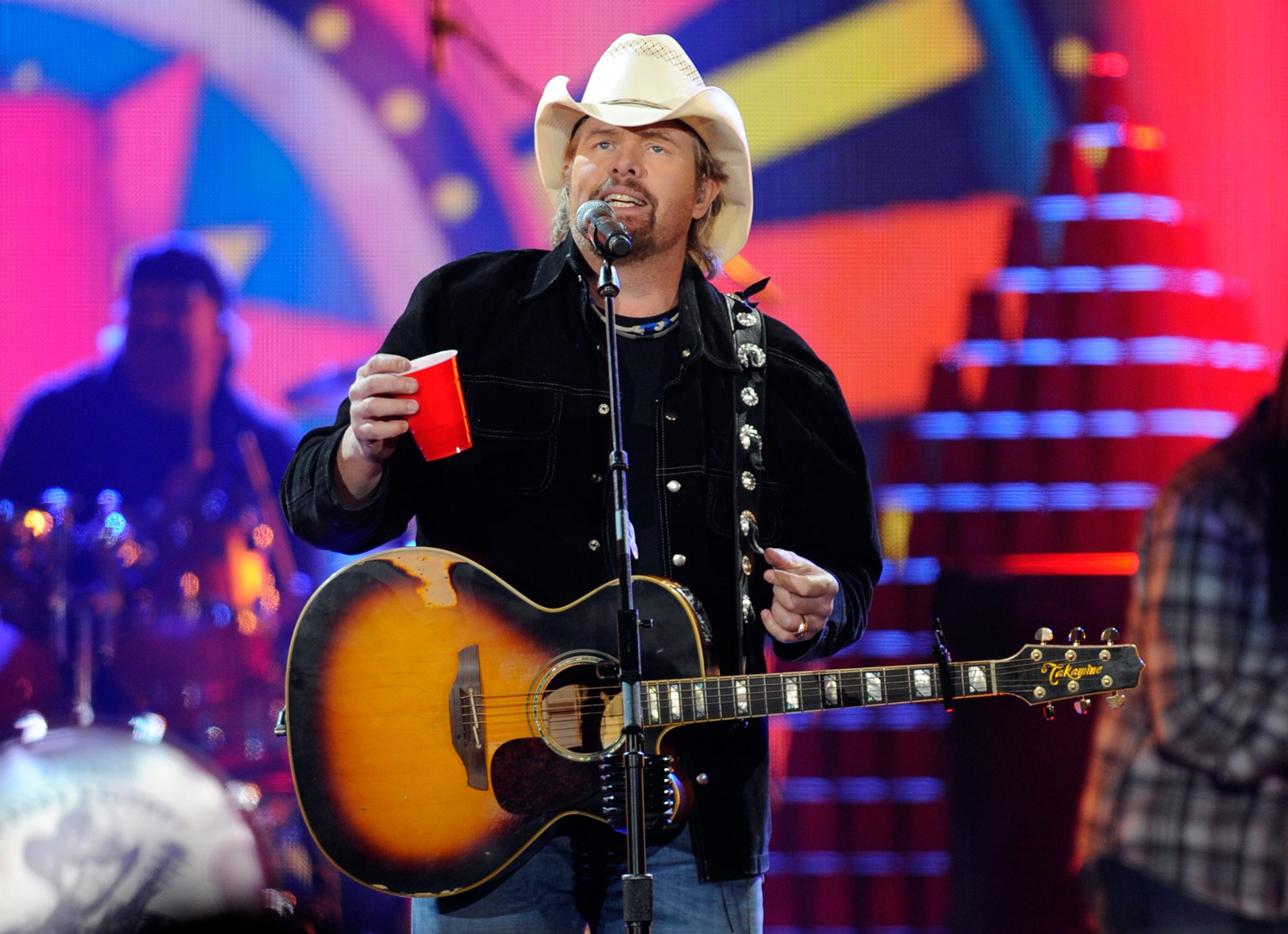 Toby Keith To Explore New Treatment Amid Ongoing Cancer Battle