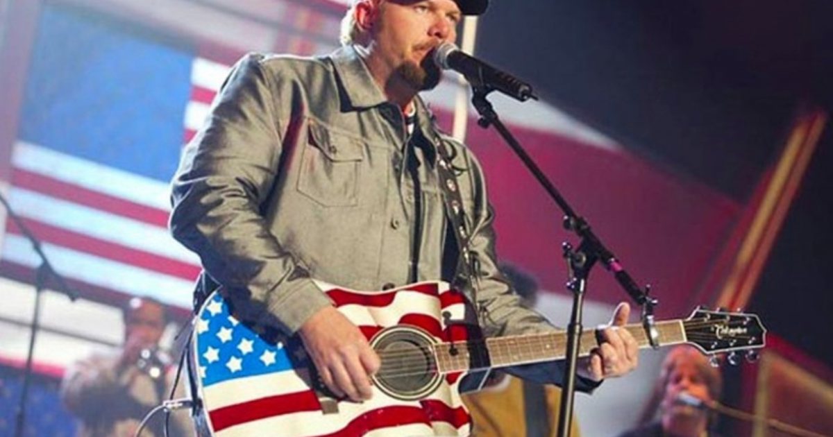 Toby Keith performs in Nashville amid stomach cancer battle