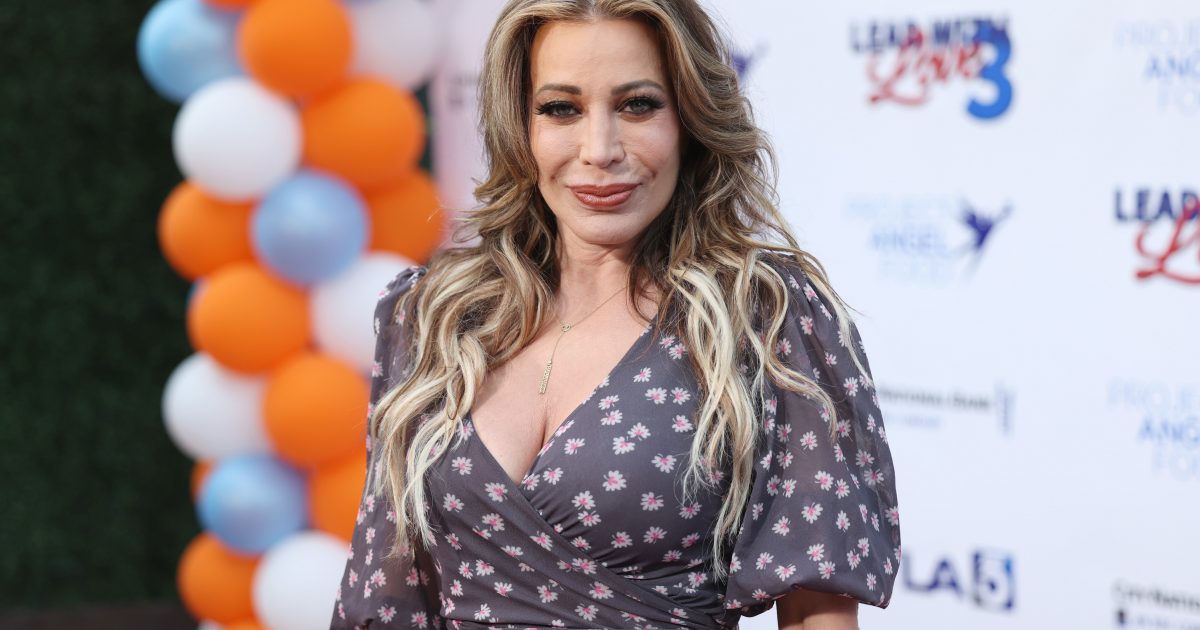 Singer Taylor Dayne, 61, 'Grateful’ After Recovering from Colon Cancer